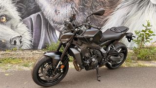 2025  Yamaha MT-09 Y-AMT (Black) New Motorbike Thumbnail