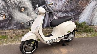 2025  Vespa Primavera Tech 150 (White) New Motorbike Thumbnail