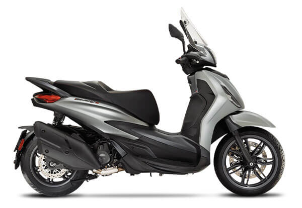 Piaggio Beverley 400 HPE in Argento Cometa